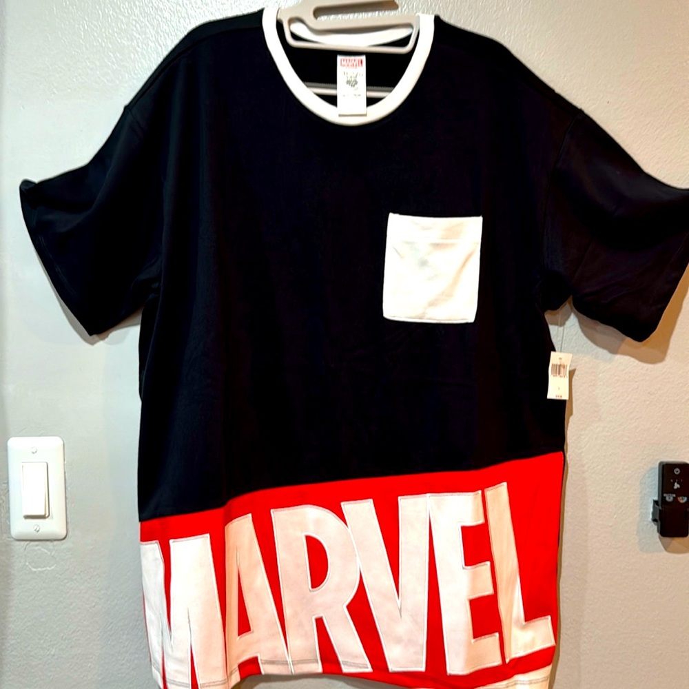 NWT Marvel Disney shirt